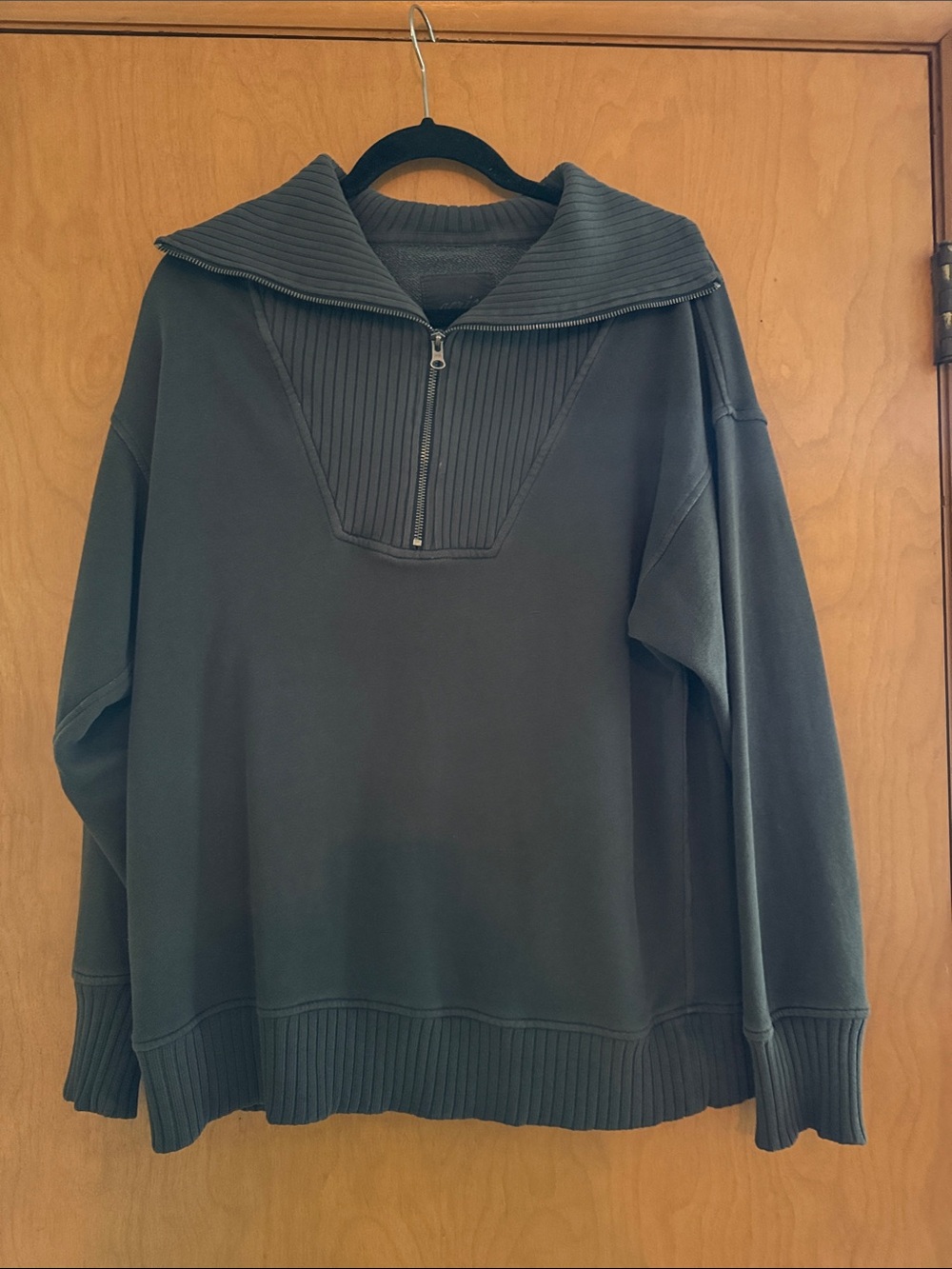 aerie  Smoked Gray Quarter-Zip Ribbed Collar Sweatshirt